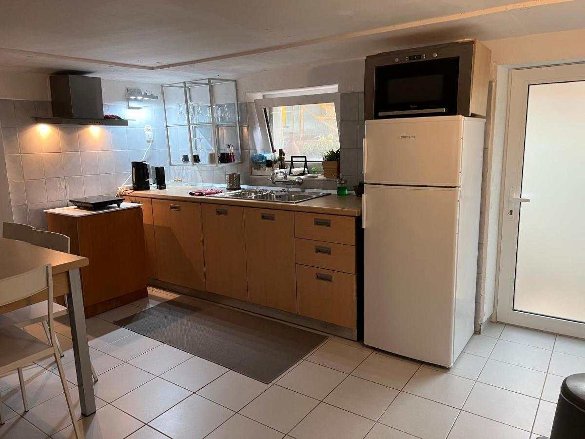 Glyfada Coast Studio Apartment Athena Bagian luar foto